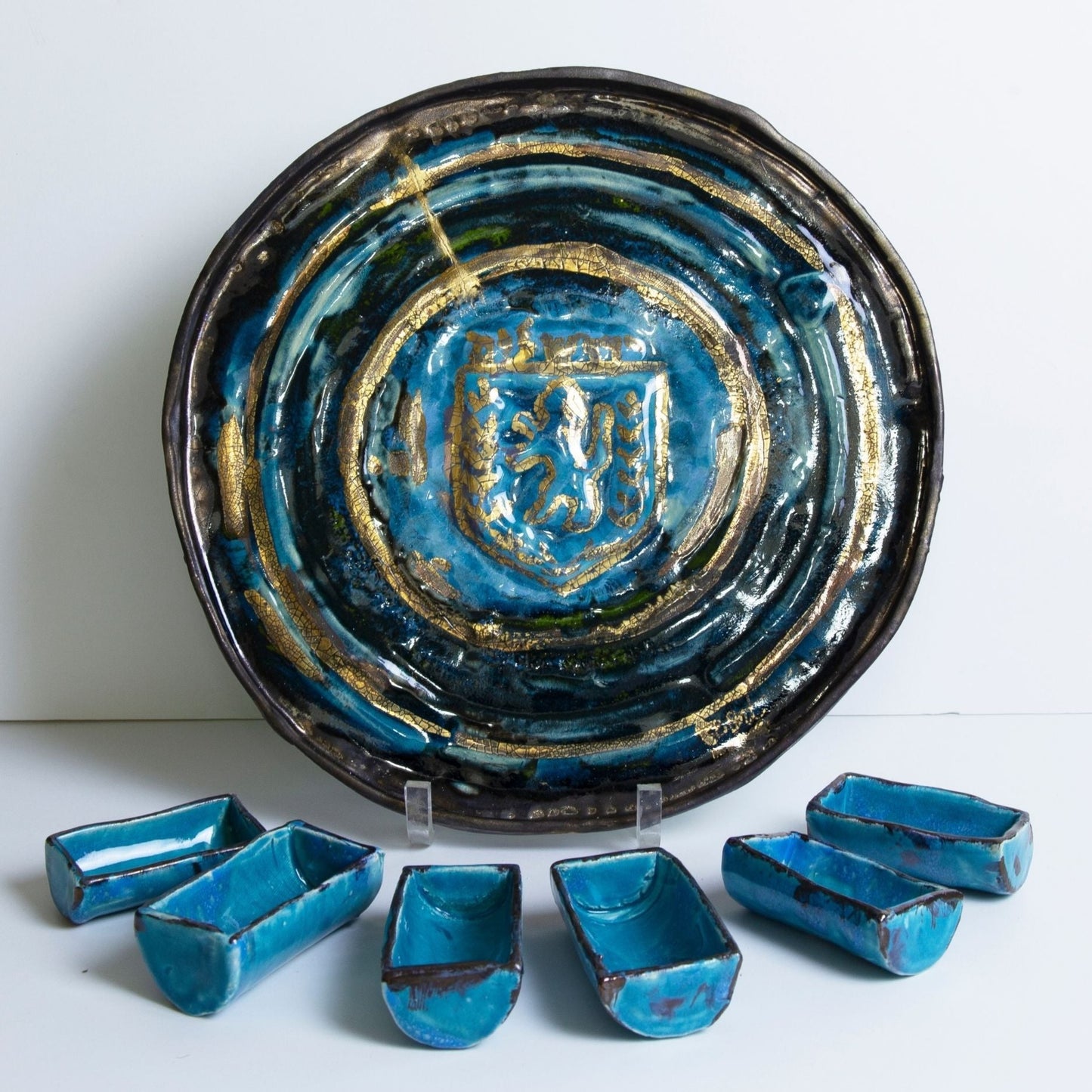 The Deep Blues of the Red Sea Passover Seder Plate Set