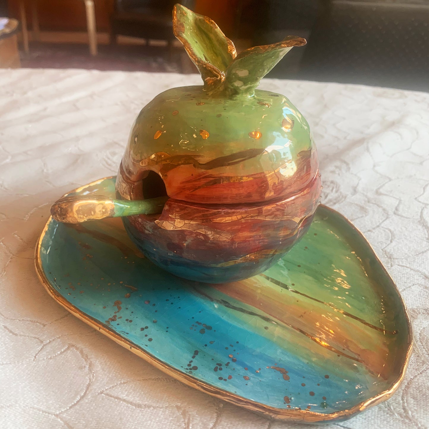 Apple Honey Jar with tray and Dipper